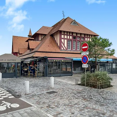 Cosy Sur Centre & Port Apartment *